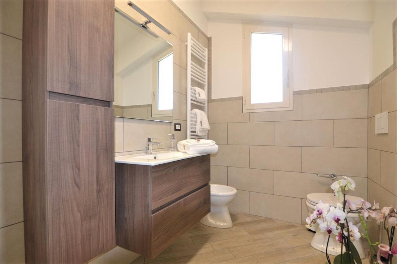 Triple Room Private Bathroom