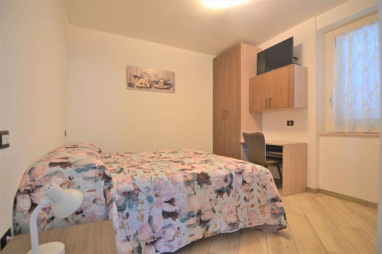 Single Room Private Bathroom