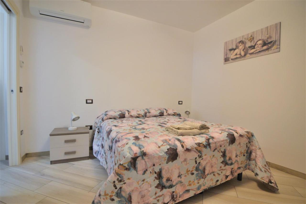 Single Room Private Bathroom