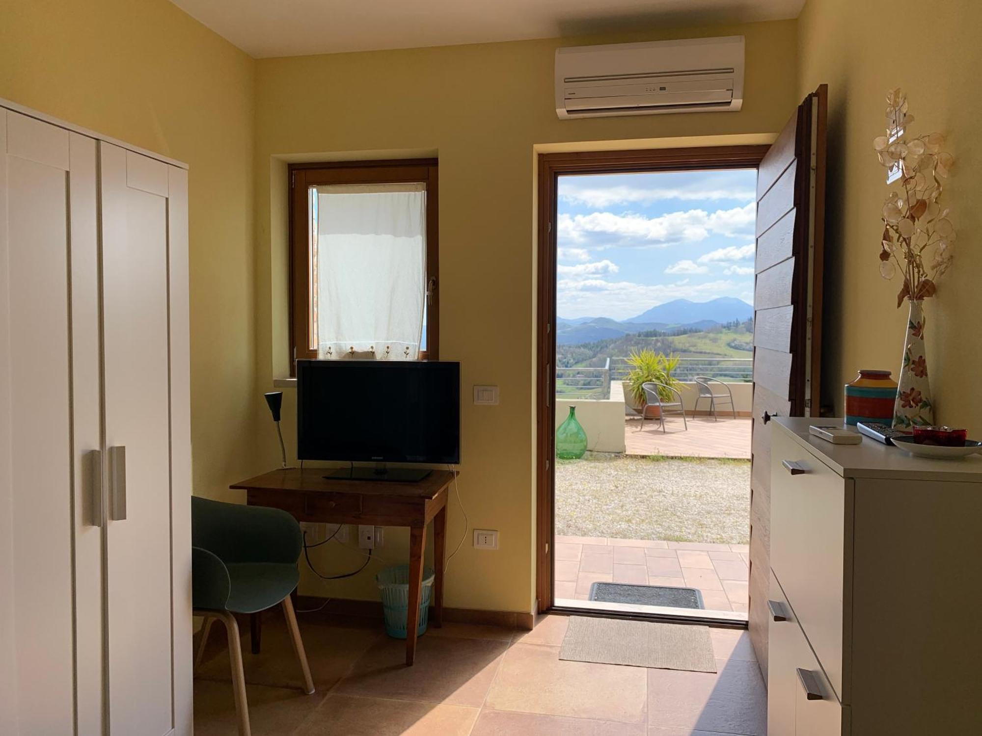 Double Room Mountain View