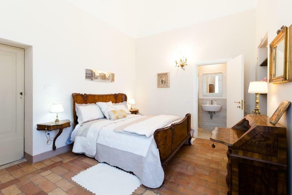 Double Room Mountain View